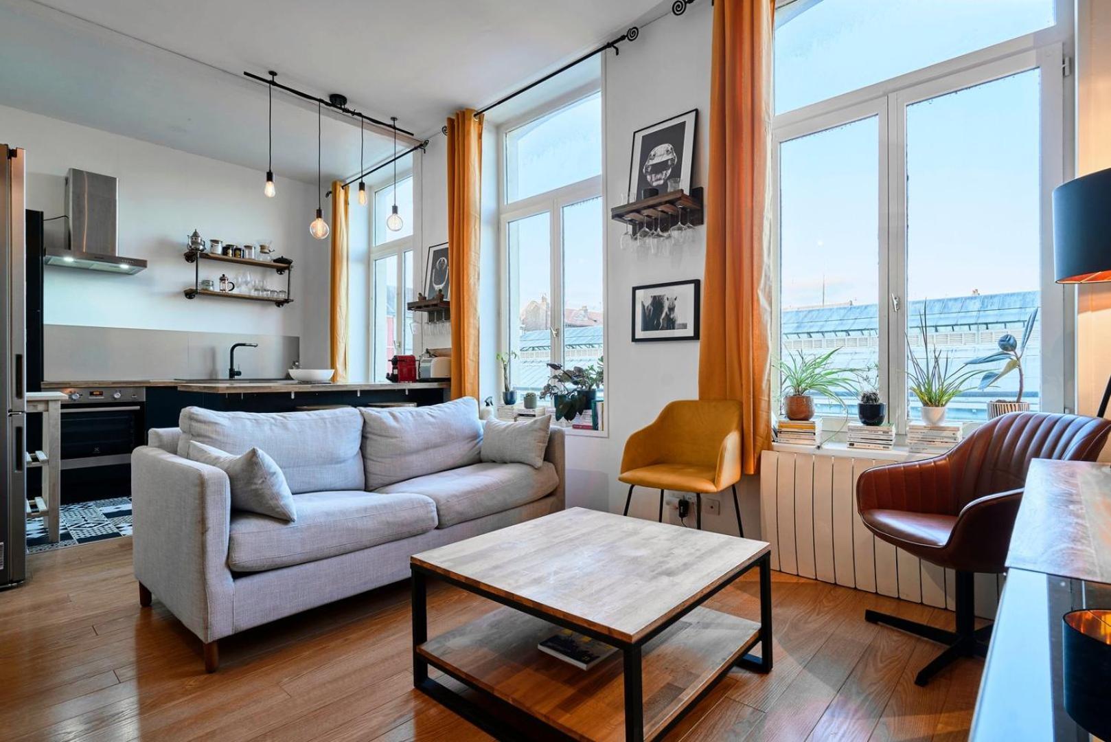 1 Bedroom Apartment Near Metro, Shops & Schools リール エクステリア 写真